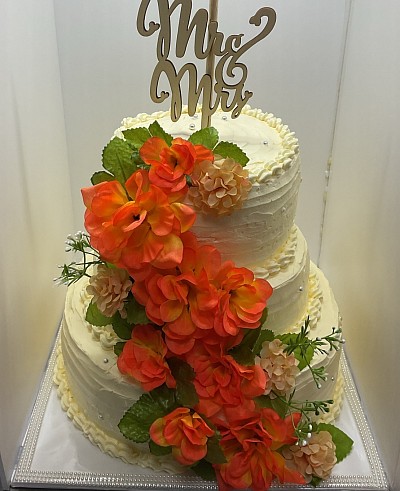 Wedding 2 tier cakes flower topper can be artificial